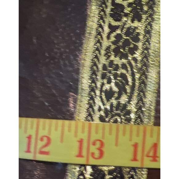 Elegant C.B.K. 100% Tissue Silk Table Runner With Intricate Gold Brocade Design - Picture 4 of 4